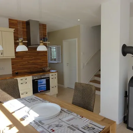 Wiecker Landhus Fhh 2 בית נופש